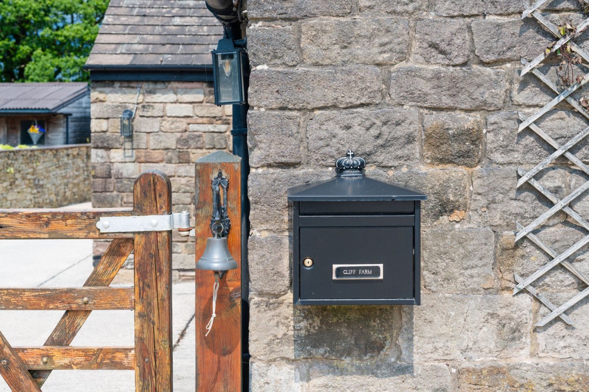 Images for Higher House Lane, Heapey, PR6