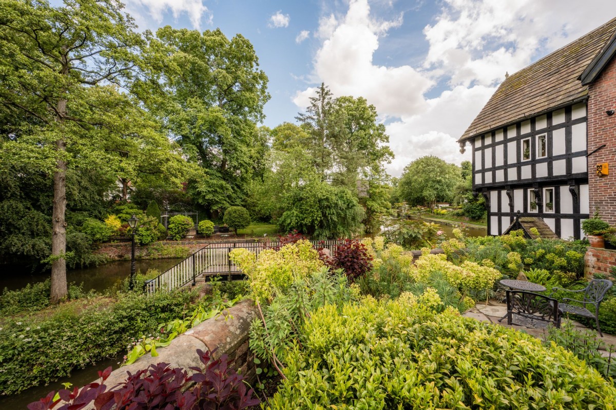 Images for Barton Road, Worsley, M28
